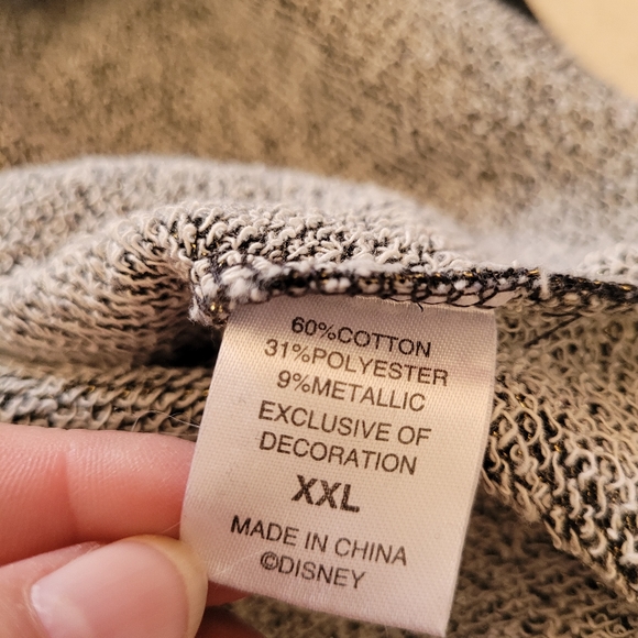 Disney Parks Mickey & Minnie sweatshirt for women. Size xxlarge. - Picture 5 of 6